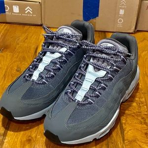 Nike Air Max 95 essential gray Size 12 Excellent Condition! no box